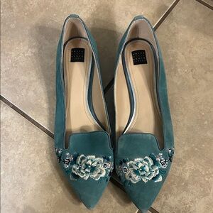 White House Black Market 9 Teal Floral Flats